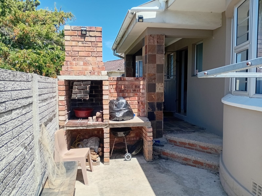 To Let 3 Bedroom Property for Rent in Greenfields Eastern Cape